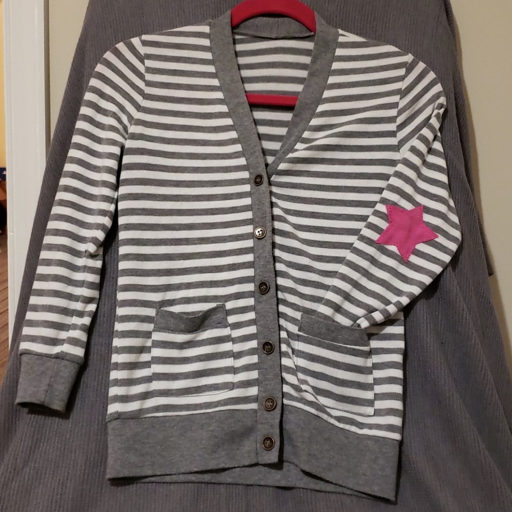 Quarter length sleeve sweater